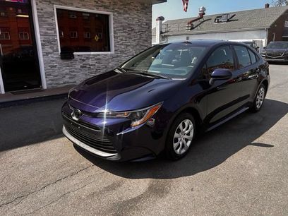 Used 2025 Toyota Corolla LE