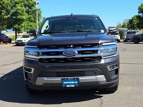 Used 2024 Ford Expedition Limited AWD/4WD image 3
