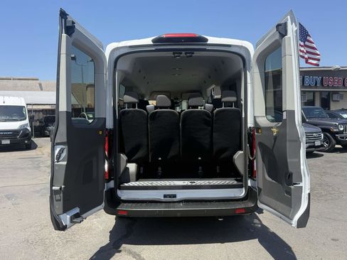 Used 2024 Ford Transit 350 XLT RWD image 17