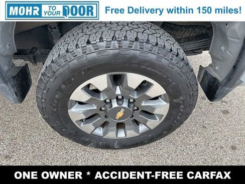 Used 2025 Chevrolet Silverado 2500 Custom w/ Custom Value Package image 10