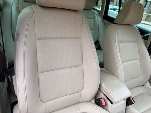 Used 2014 Volkswagen Tiguan SEL AWD/4WD image 58