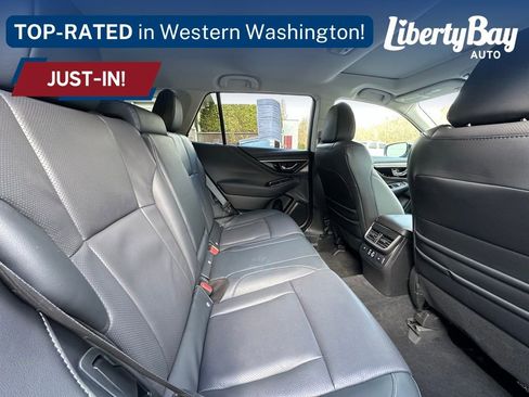 Used 2025 Subaru Outback Limited image 21