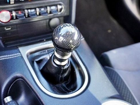 Used 2020 Ford Mustang Shelby GT350 w/ Technology Package RWD image 32