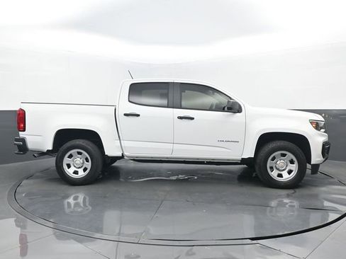 Used 2022 Chevrolet Colorado W/T image 2