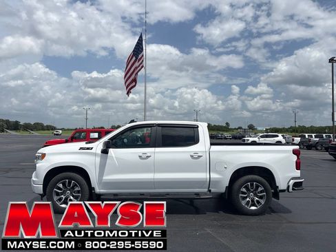Used 2024 Chevrolet Silverado 1500 RST w/ Z71 Off-Road Package AWD/4WD image 1