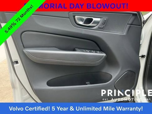 Certified 2023 Volvo XC60 B5 Core FWD image 26
