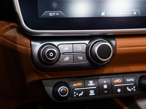 Certified 2019 Ferrari Portofino image 31