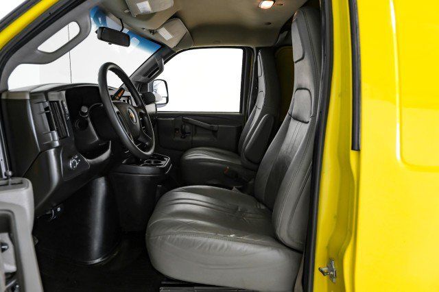 Used 2023 Chevrolet Express 2500 RWD image 27