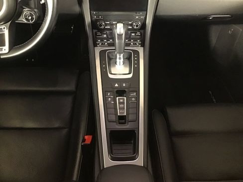 Certified 2017 Porsche 911 Turbo AWD/4WD image 23