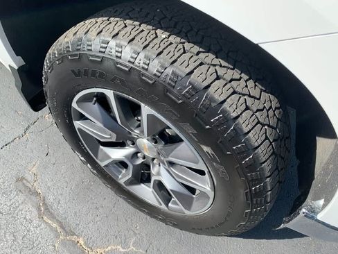 Certified 2024 Chevrolet Silverado 1500 LT AWD/4WD image 10