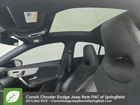 Used 2022 Mercedes-Benz CLA 35 AMG 4MATIC image 31
