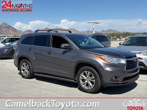 Used 2015 Toyota Highlander XLE FWD image 1