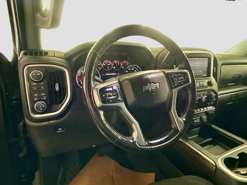 Used 2022 Chevrolet Silverado 1500 RST AWD/4WD image 12