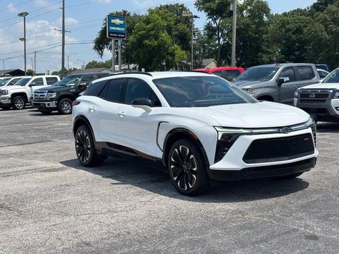 Used 2024 Chevrolet Blazer EV RS AWD/4WD image 7