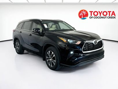 Used 2024 Toyota Highlander XLE