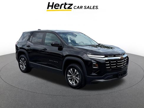 Used 2025 Chevrolet Equinox LT FWD image 1
