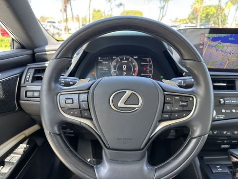 Used 2022 Lexus ES 350 Ultra Luxury FWD image 48