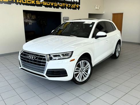 Used 2018 Audi Q5 Premium Plus w/ Premium Plus Package image 1