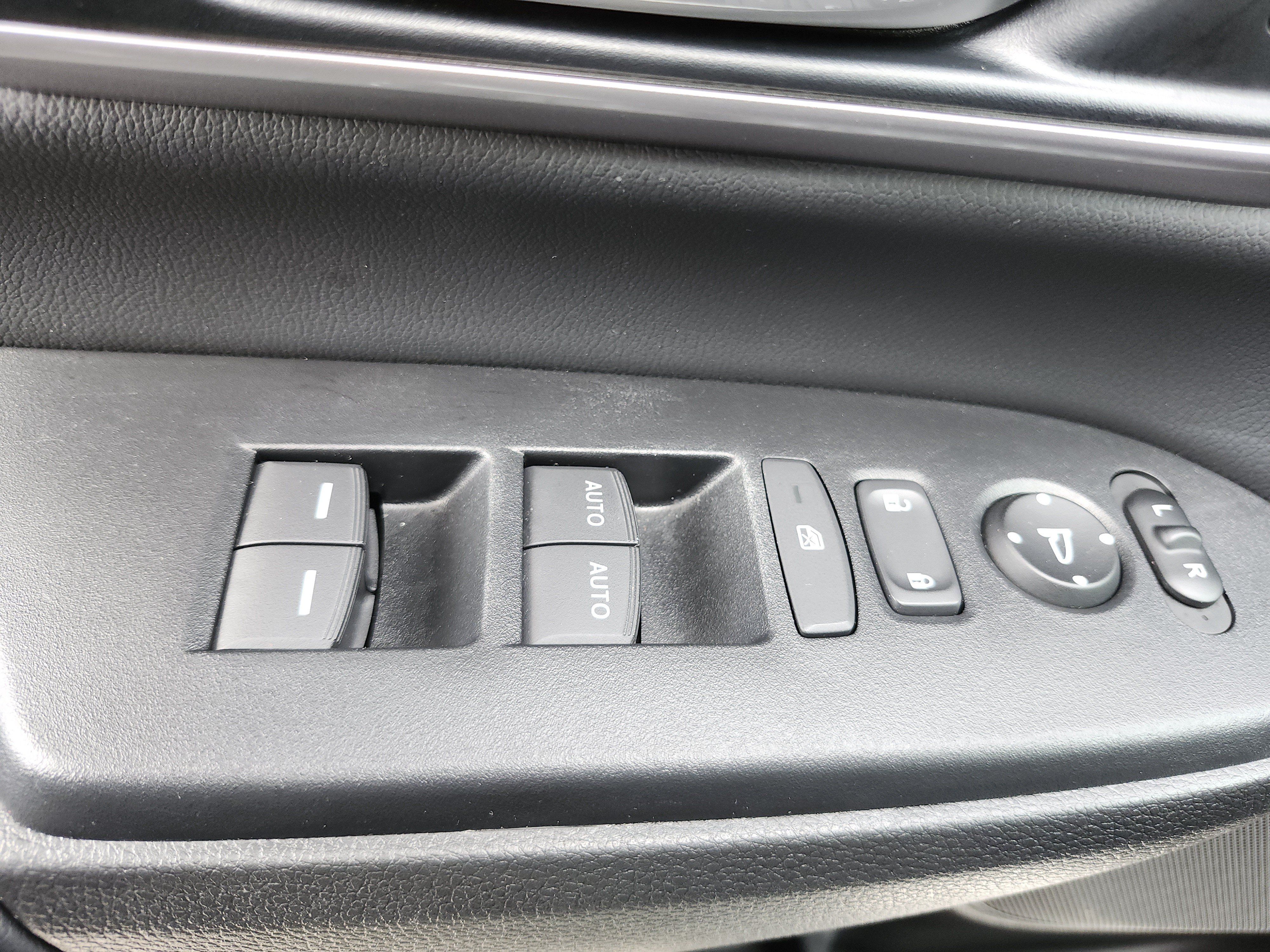 Used 2022 Honda CR-V EX-L image 19