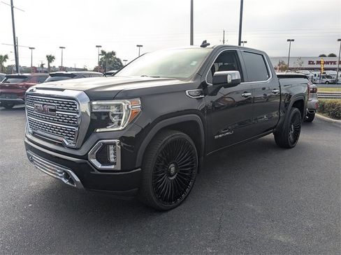 Used 2022 GMC Sierra 1500 Denali image 8