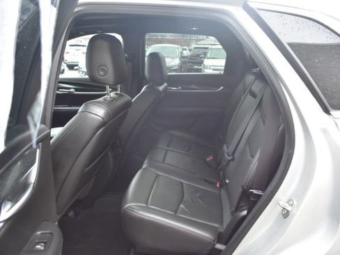 Used 2020 Cadillac XT5 Premium Luxury image 34