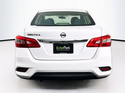 Used 2019 Nissan Sentra S image 7
