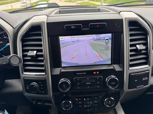 Used 2018 Ford F250 Lariat w/ Chrome Package AWD/4WD image 16
