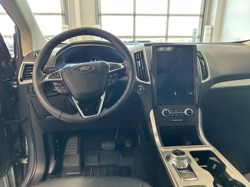 Used 2024 Ford Edge SEL w/ Convenience Package AWD/4WD image 17