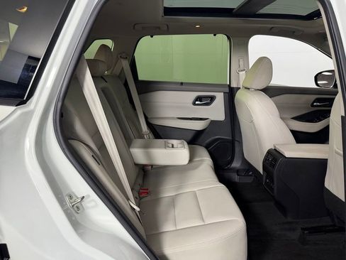 Used 2023 Nissan Rogue SL w/ SL Premium Package FWD image 30