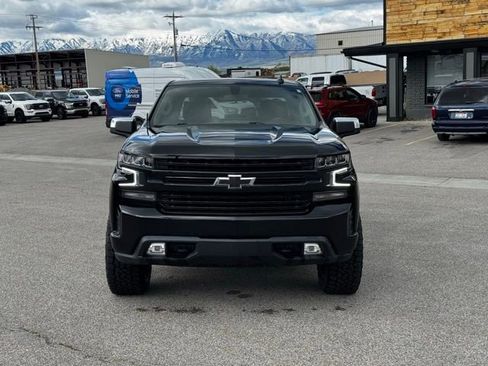 Used 2021 Chevrolet Silverado 1500 LT image 2