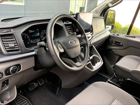 Used 2024 Ford Transit 350 XLT image 16