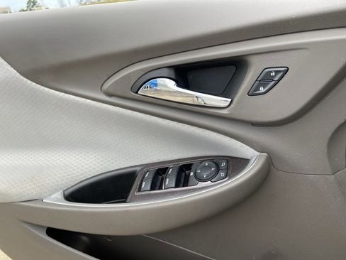 Used 2020 Chevrolet Malibu LT image 45