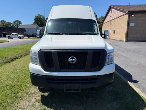 Used 2020 Nissan NV 3500 SV w/ Navigation Package RWD image 2