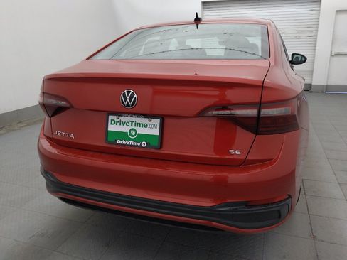 Used 2023 Volkswagen Jetta SE FWD image 7