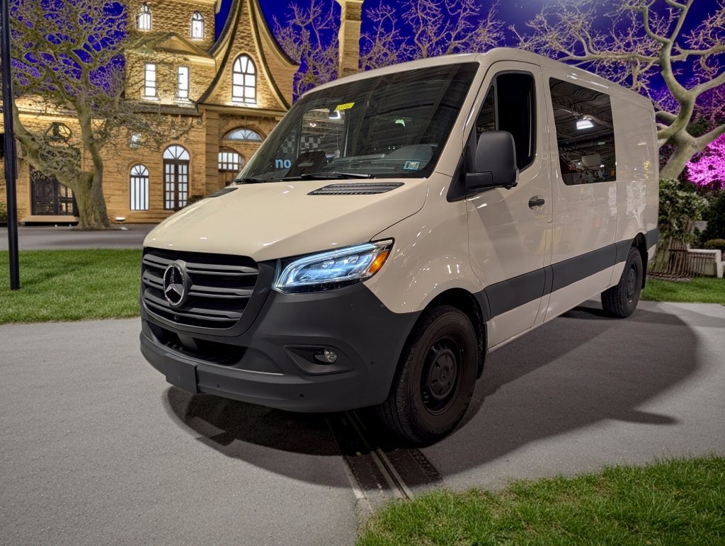 Used 2026 Mercedes-Benz Sprinter 2500 image 1