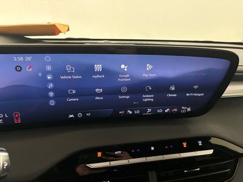 Certified 2025 Buick Enclave Sport Touring image 5