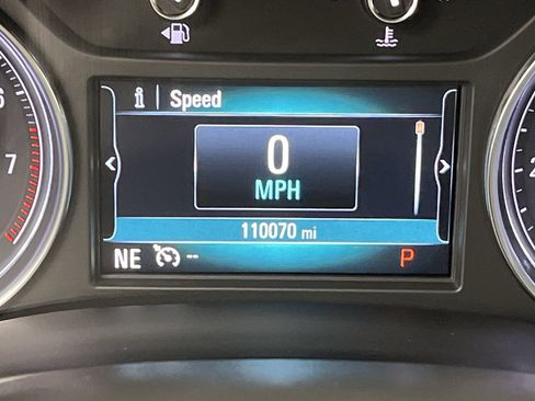 Used 2019 Buick Enclave Premium AWD/4WD image 17