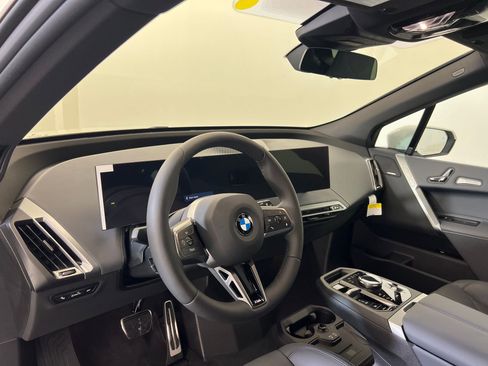 New 2026 BMW iX xDrive45 w/ M Sport Package image 4