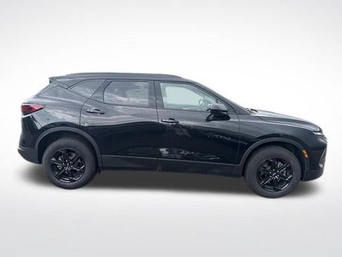 Used 2024 Chevrolet Blazer LT w/ Convenience Package FWD image 6