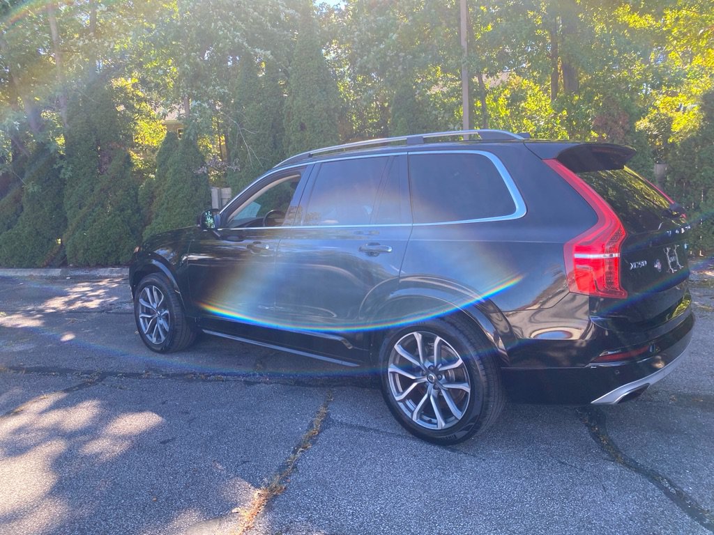 Used 2017 Volvo XC90 T6 Momentum w/ Vision Package AWD/4WD image 3