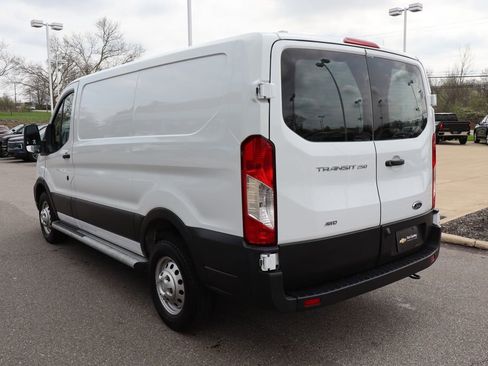 Used 2023 Ford Transit 250 Low Roof AWD w/ Exterior Upgrade Package image 26