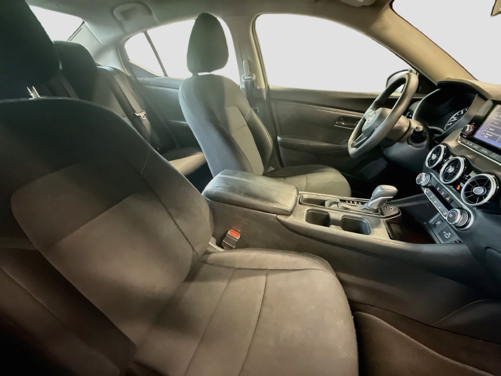 Used 2024 Nissan Sentra S FWD image 30