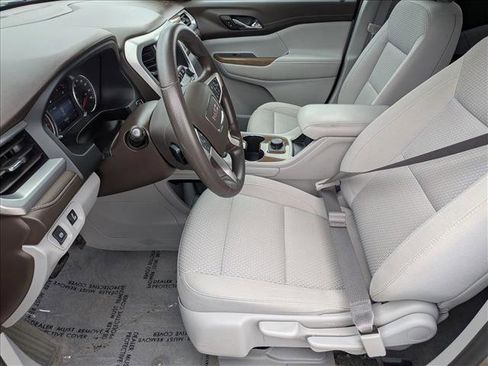 Used 2022 GMC Acadia SLE AWD/4WD image 15