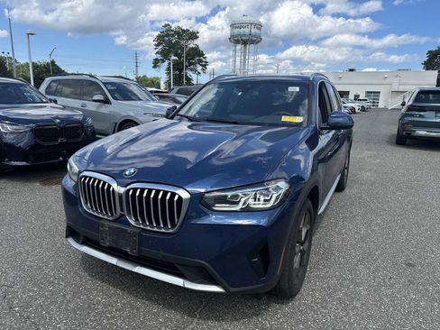 Used 2023 BMW X3 xDrive30i w/ Premium Package AWD/4WD image 3