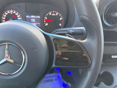 Used 2019 Mercedes-Benz Sprinter 170 image 26