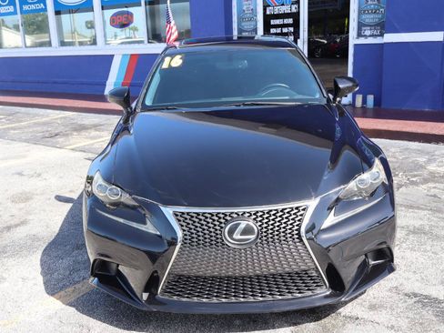 Used 2016 Lexus IS 200t w/ F Sport Package RWD image 6