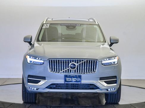 Certified 2025 Volvo XC90 B6 Plus image 7