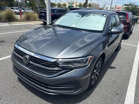 Used 2023 Volkswagen Jetta S FWD image 3