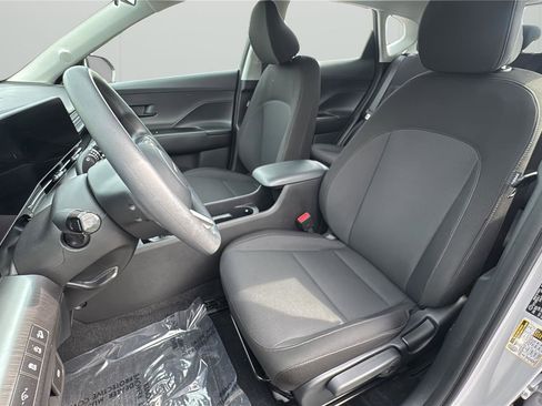 Certified 2026 Hyundai Kona SE image 10