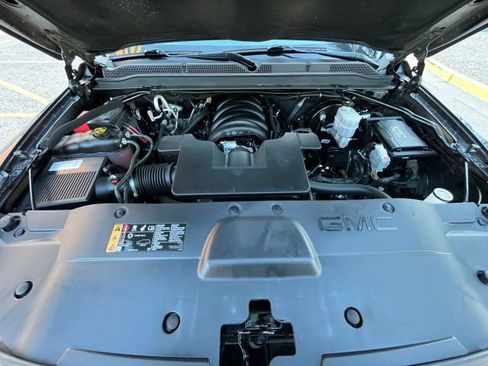 Used 2018 GMC Yukon Denali w/ Open Road Package image 10